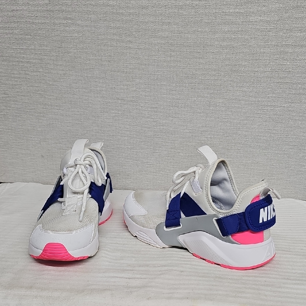 Nike Women's Sneakers White and Blue with Pink Accents